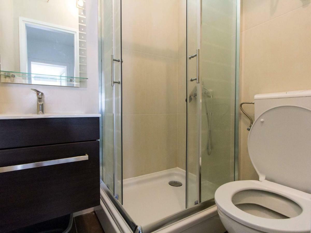 Roli Hotel Zára Kültér fotó
